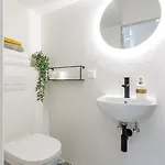 Aia Apartment